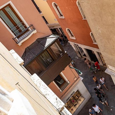 Venezia-San Marco View On Luxury Shopping Street Apartment Екстериор снимка