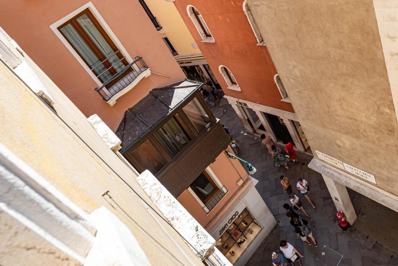 Venezia-San Marco View On Luxury Shopping Street Apartment Екстериор снимка